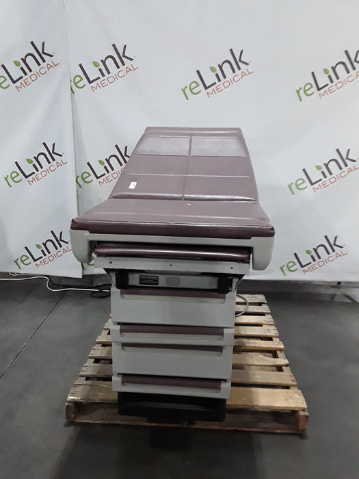 Midmark Midmark 404 Exam Table Exam Chairs / Tables reLink Medical