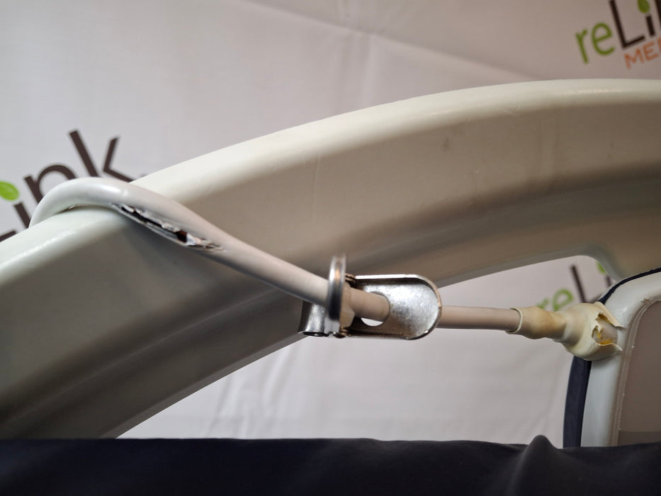 Stryker InTouch 2141 Critical Care Hospital Bed