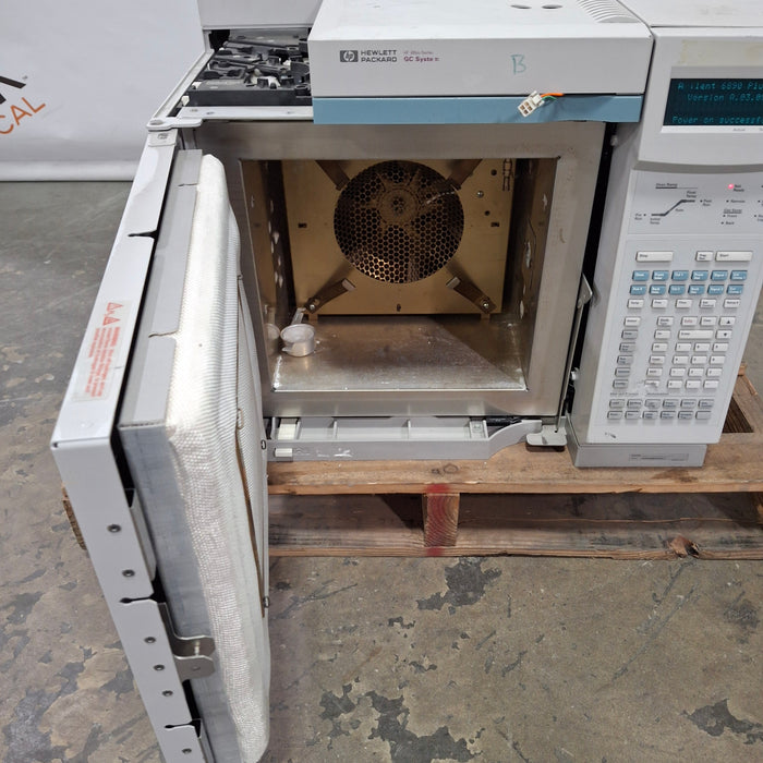 Hewlett Packard 6890 Gas Chromatograph