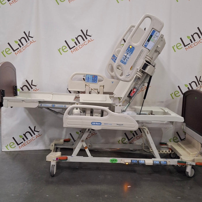 Hill-Rom Hill-Rom Versacare P3200 Bed Beds & Stretchers reLink Medical