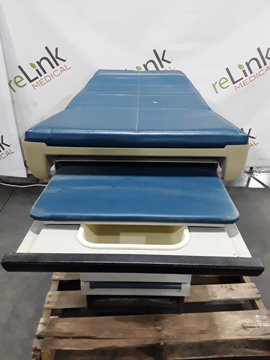 Midmark 404 Exam Table