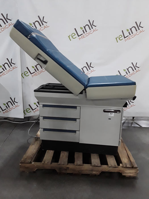 Midmark 404 Exam Table