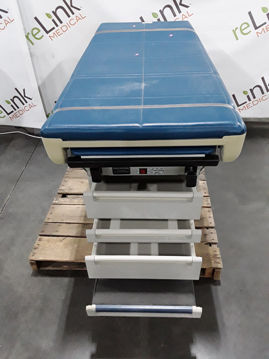 Midmark 404 Exam Table