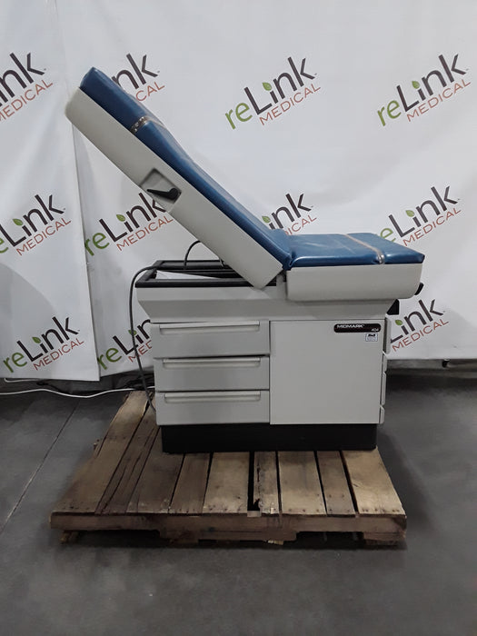 Midmark 404 Exam Table