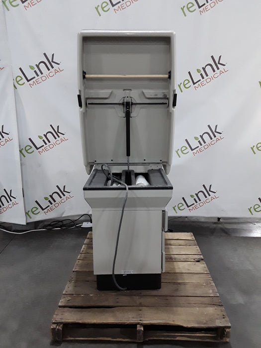 Midmark 404 Exam Table