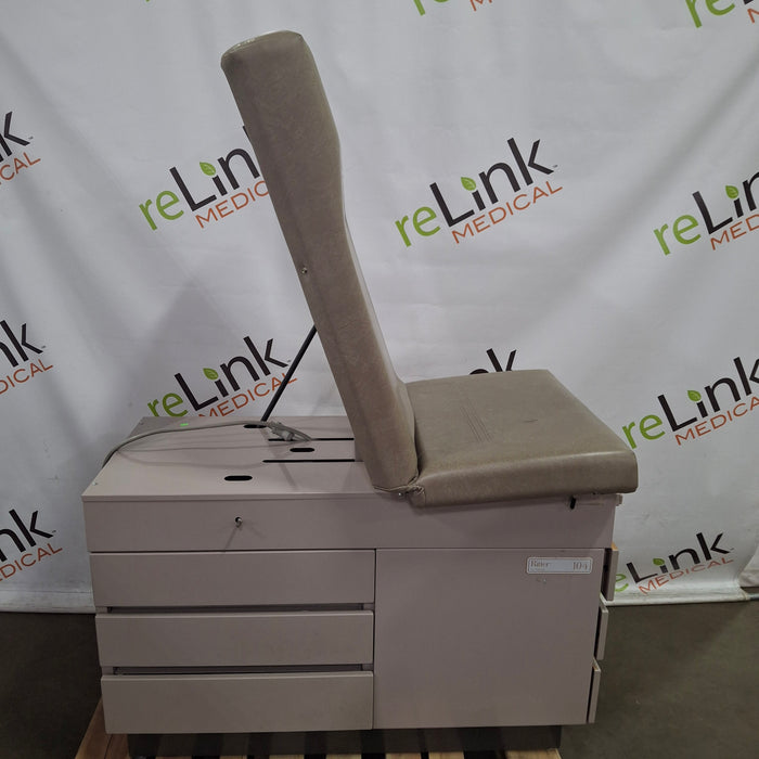 Midmark Midmark Ritter Model 104 Exam Table Exam Chairs / Tables reLink Medical