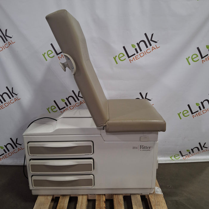 Midmark Midmark 204 Exam Table Exam Chairs / Tables reLink Medical