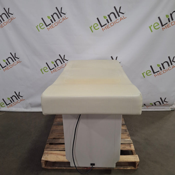 Midmark Midmark 204 Exam Table Exam Chairs / Tables reLink Medical