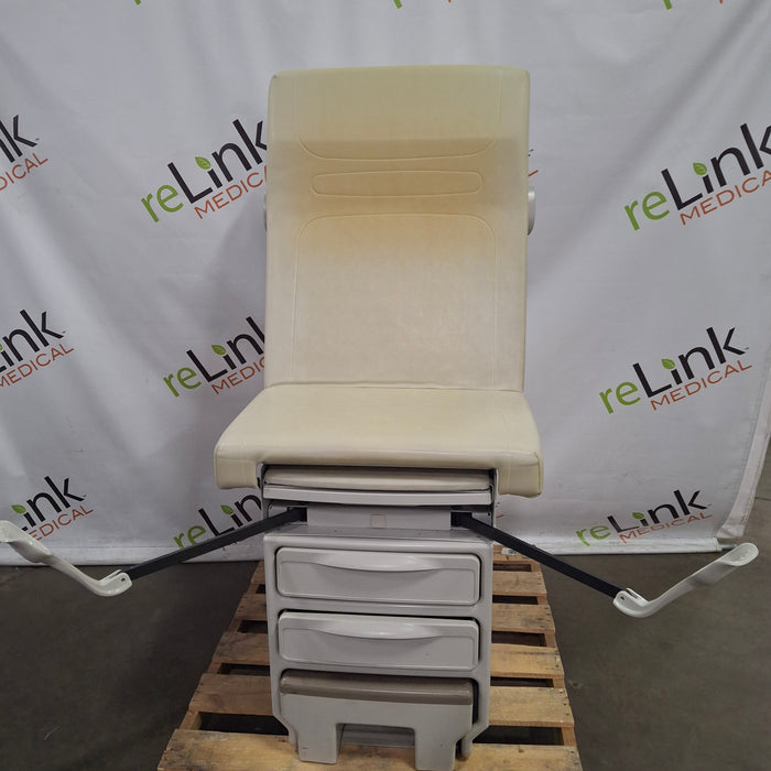 Midmark 204 Exam Table