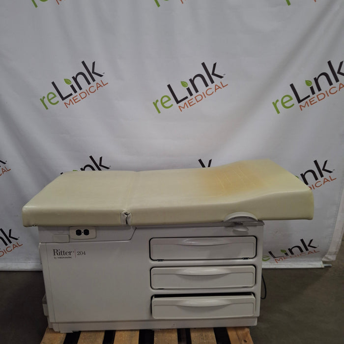 Midmark 204 Exam Table