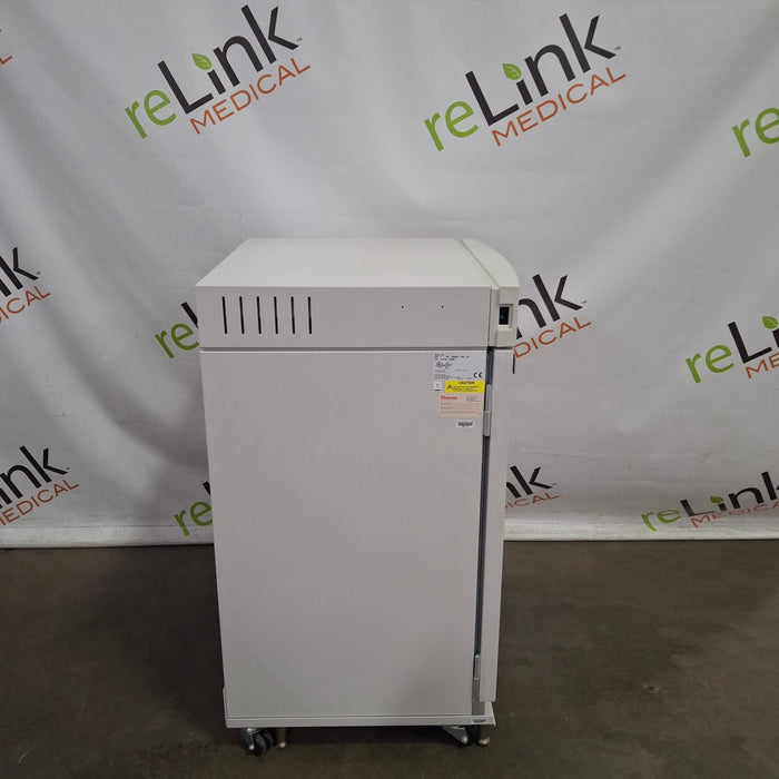 Thermo Scientific Thermo Scientific 3110 Forma Series II Water Jacketed CO2 Incubator Research Lab reLink Medical