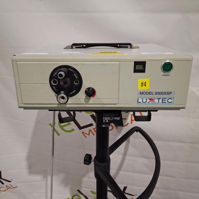 Luxtec 9300XSP Light Source