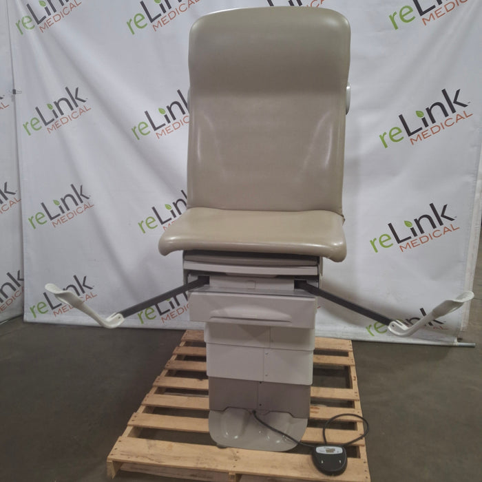 Midmark Midmark 222 Procedure Chair Exam Chairs / Tables reLink Medical
