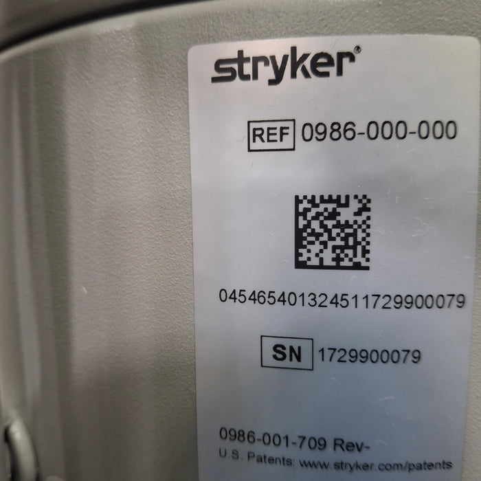 Stryker 940 Cast Saw with 986 Cast Vac