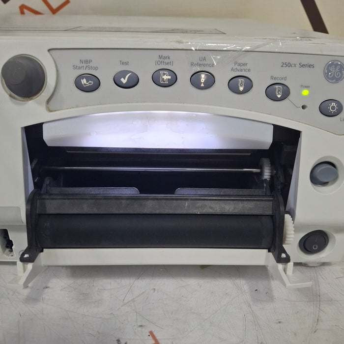 GE Healthcare GE Healthcare Corometrics 250cx Series Model 259cx Fetal Monitor Patient Monitors reLink Medical