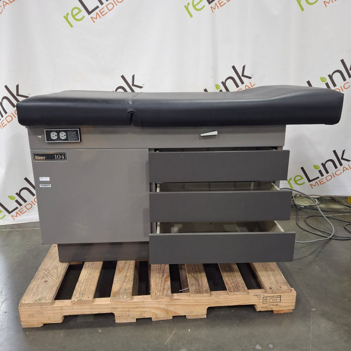 Ritter 104 Exam Table