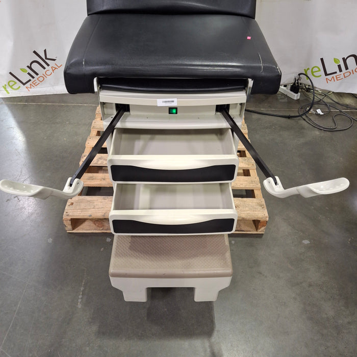 Midmark Midmark 204 Exam Table Exam Chairs / Tables reLink Medical