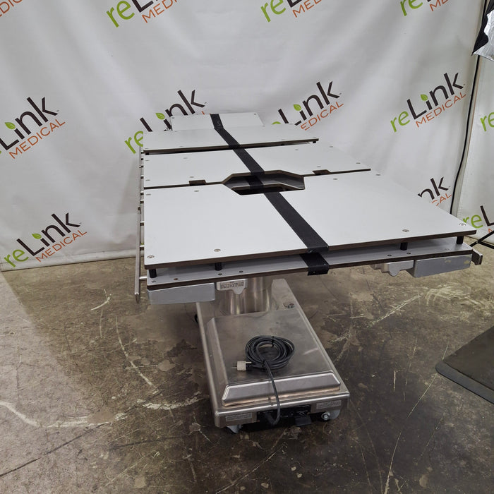 Skytron 6500HD Surgical Table