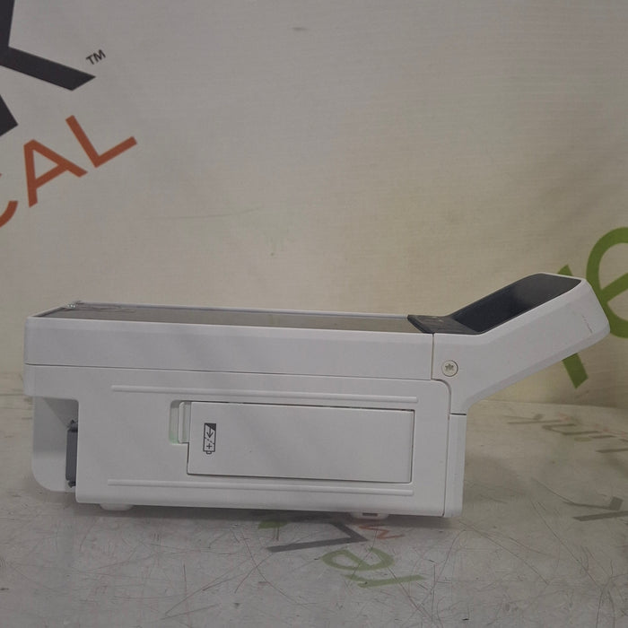 Philips IntelliVue X3 - Masimo Rainbow SpO2 Transport Patient Monitor