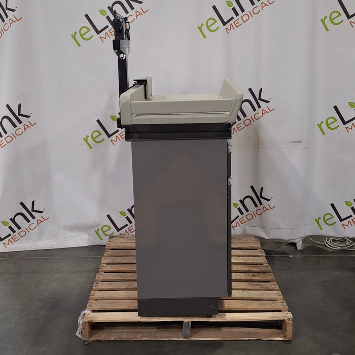 Midmark Midmark 109 Pediatric Table Exam Chairs / Tables reLink Medical