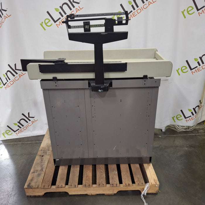 Midmark Midmark 109 Pediatric Table Exam Chairs / Tables reLink Medical