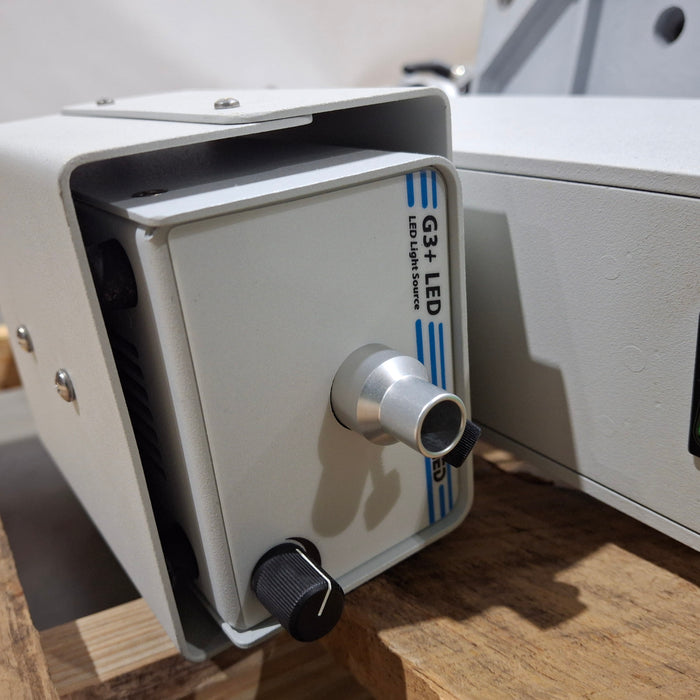 JedMed JedMed 99-7746/48 V Series Surgical Microscope Surgical Microscopes reLink Medical