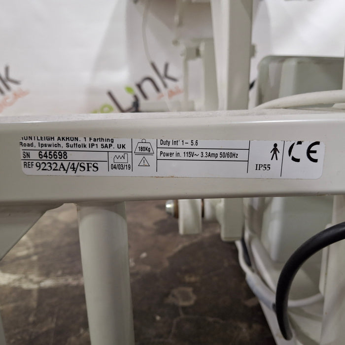 Huntleigh 9232A/4/SFS Adjustable Treatment Table