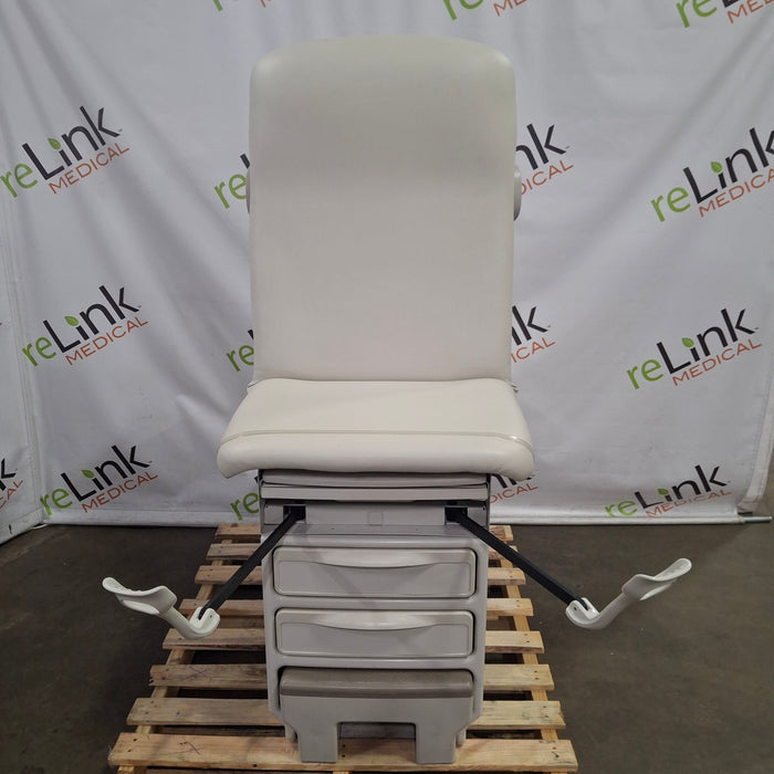 Midmark Midmark 204 Exam Table Exam Chairs / Tables reLink Medical
