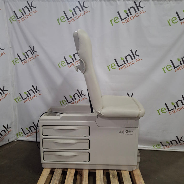 Midmark Midmark 204 Exam Table Exam Chairs / Tables reLink Medical