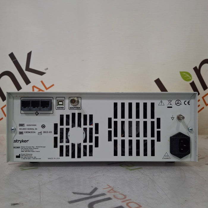 Stryker L9000 Light Source