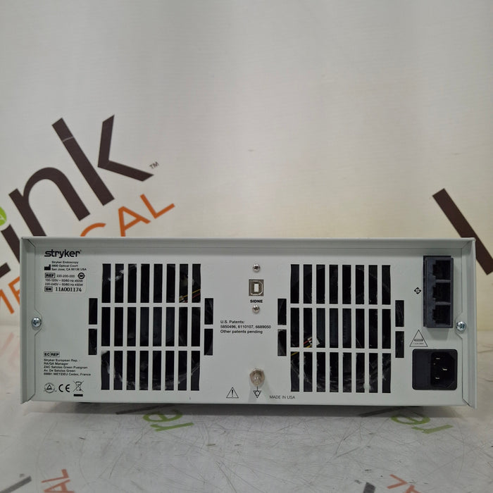 Stryker X8000 Light Source