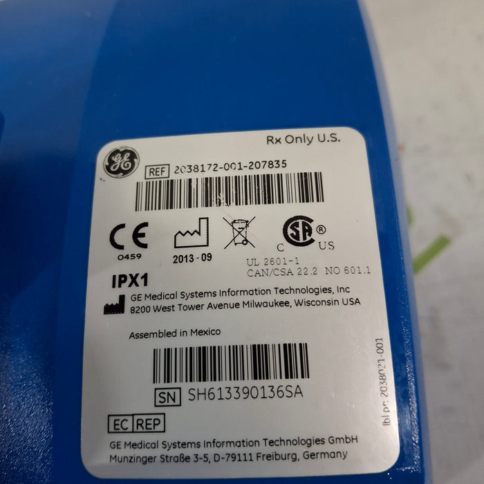 GE Healthcare Dinamap V100 - NIBP, SpO2, Temp Vital Signs Monitor