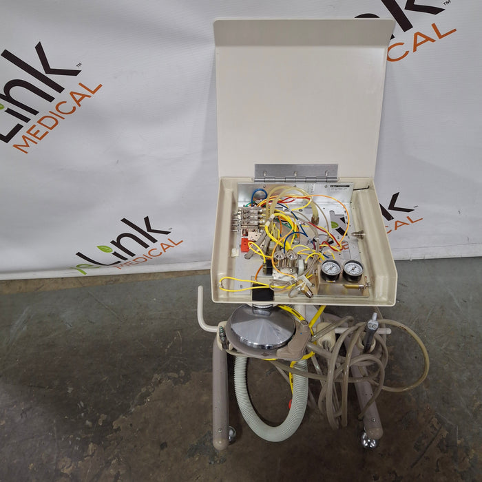 A-Dec 2561 Dental Delivery System