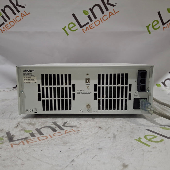 Stryker X8000 Light Source