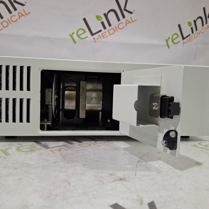 Stryker X8000 Light Source