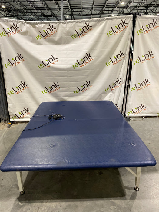 Armedica AM660 Mat Platform Table