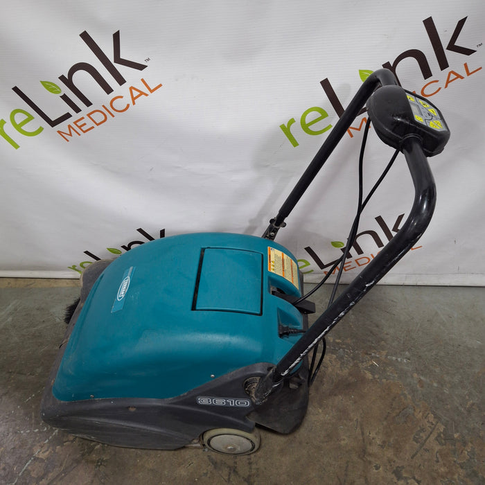 Tennant Co. 3610 Floor Sweeper