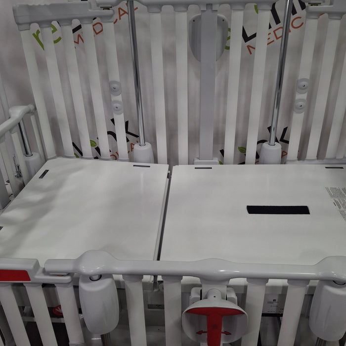 Stryker Stryker Cub Crib Stretcher Beds & Stretchers reLink Medical