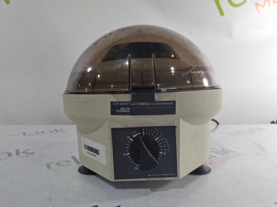 Clay Adams Compact 2 centrifuge