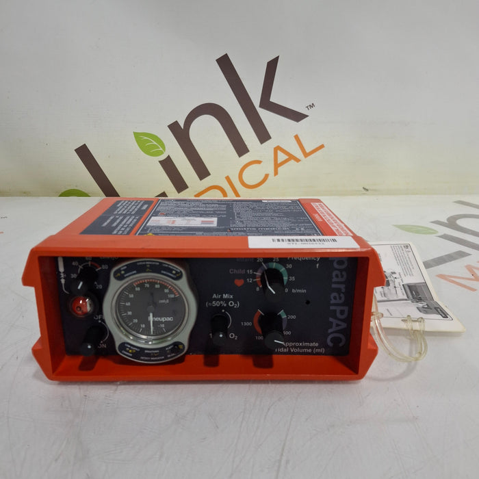Smiths Medical Pneupac ParaPAC 200D Ventilator