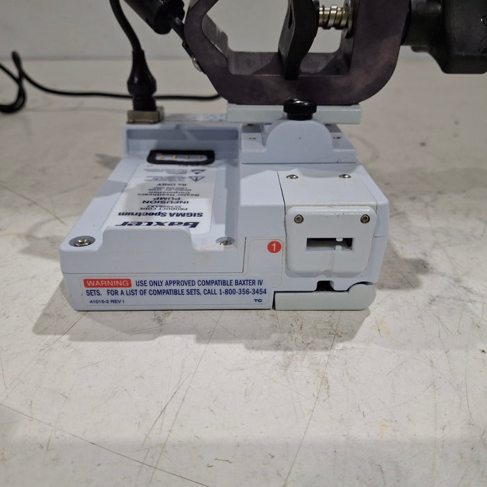 Baxter Baxter Sigma Spectrum 8.01.00 w/o Battery Infusion Pump Infusion Pump reLink Medical