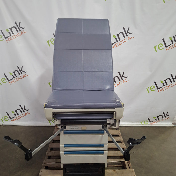 Midmark Midmark 404 Exam Table Exam Chairs / Tables reLink Medical