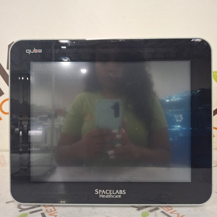 Spacelabs Healthcare 91390 - QUBE Patient Monitor