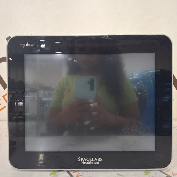 Spacelabs Healthcare 91390 - QUBE Patient Monitor