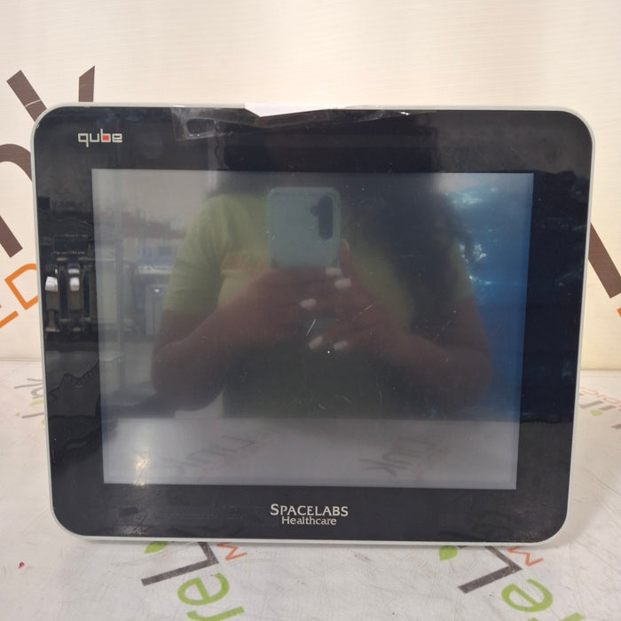 Spacelabs Healthcare 91390 - QUBE Patient Monitor