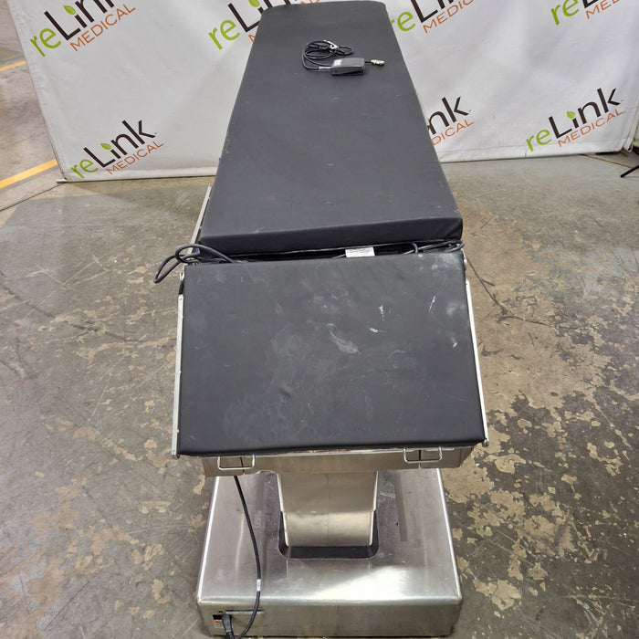 Midmark 7300 Surgical Table