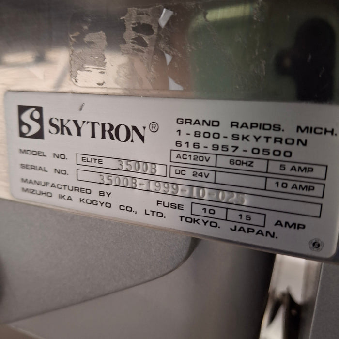 Skytron 3500 Elite Surgical Table