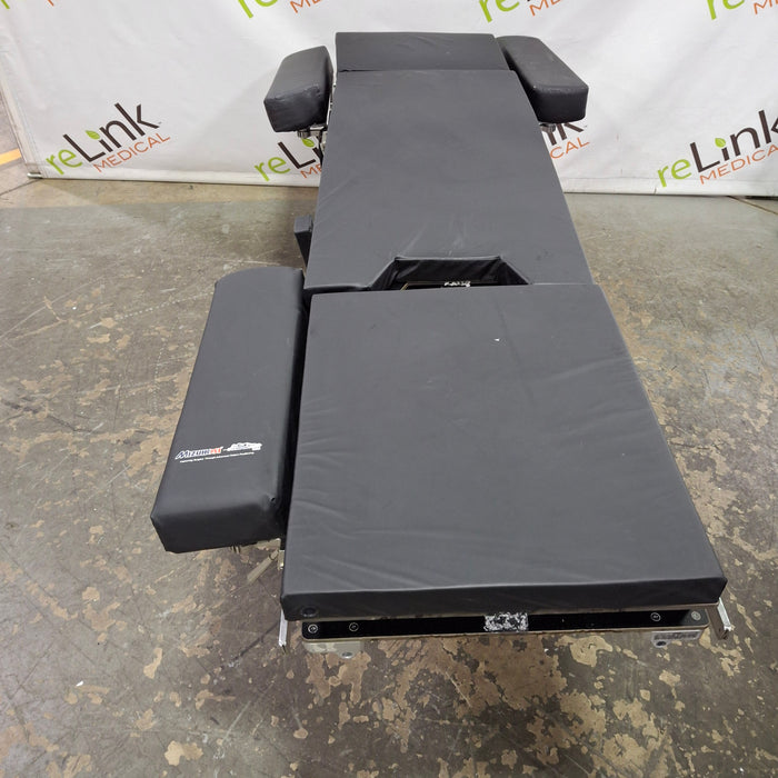 Skytron 3500 Elite Surgical Table