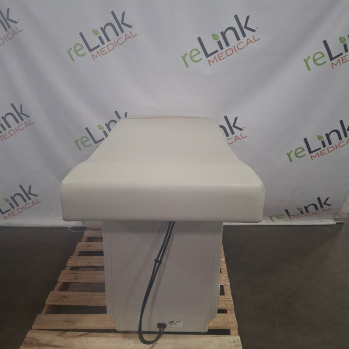 Midmark Midmark 204 Exam Table Exam Chairs / Tables reLink Medical