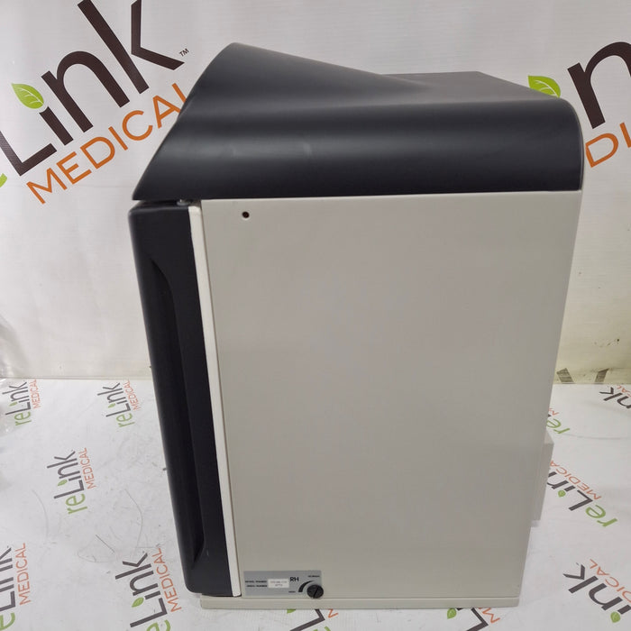 New Brunswick Scientific Innova CO-48 Co2 Incubator